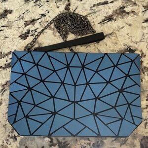 EMILIO PEPE Geo Lucent Blue crossbody wristlet bag